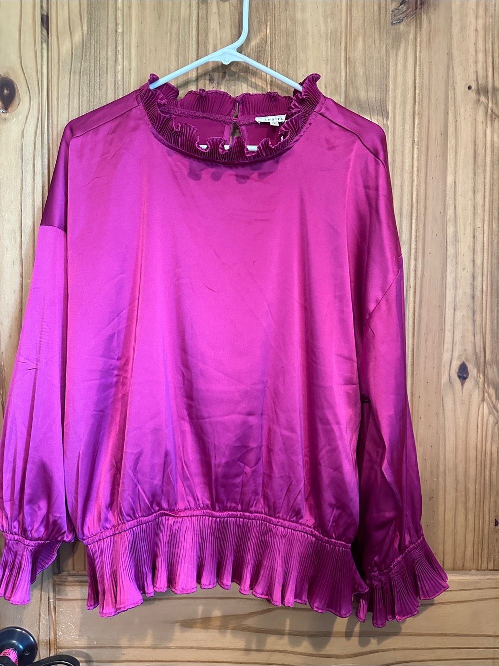 JODIFL Magenta Satin Ruffle-Trim Long Sleeve Blouse
